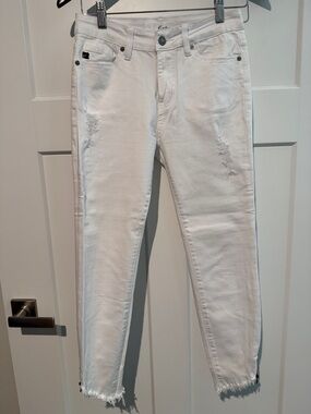 KanCan White Cropped Distressed Ankle Zipper Jean Size 5/26